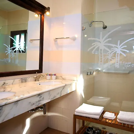 Detached With Communal Swimming Pool, Located In The North Of Lanzarote
