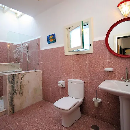 Detached With Communal Swimming Pool, Located In The North Of Lanzarote
